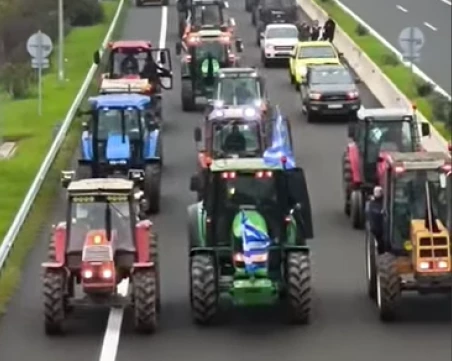 Гръцки фермери блокираха движението на тирове през 