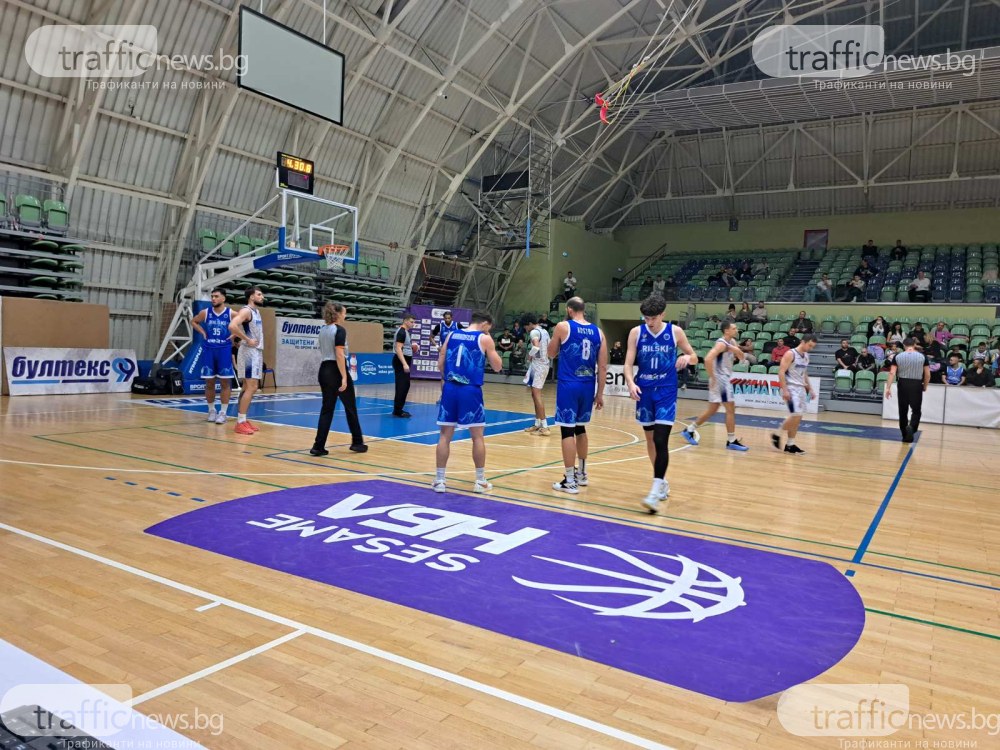 Академик не успя срещу шампиона у дома