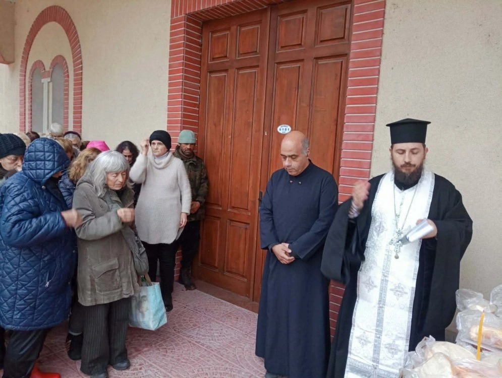 Курбан за Никулден раздадоха в район „Тракия