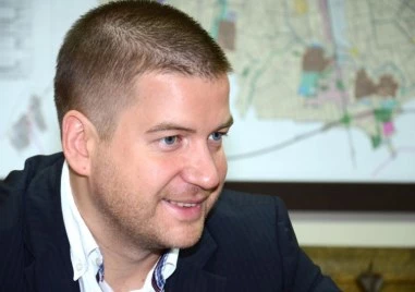 Кметът на Стара Загора Живко Тодоров коментира във фейсбук предстоящ протест на