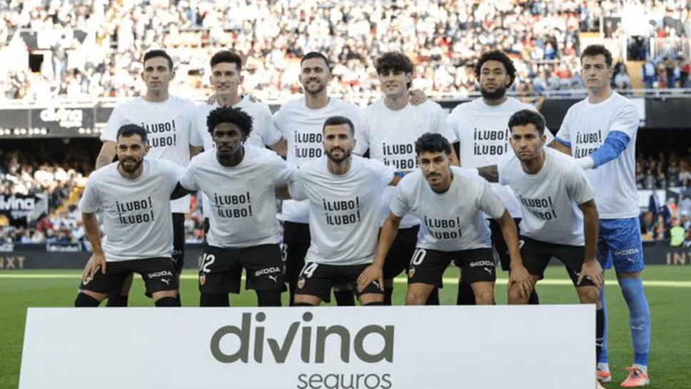 Любо, Любо”: фенове и футболисти на Валенсия подкрепиха легендата