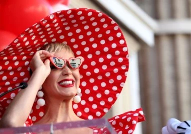 Кейти Пери и Джъстин Трюдо вече са Instagram official 41