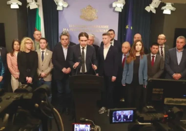 Правителството прави втори нескопосан опит да вкара бюджет на държавата