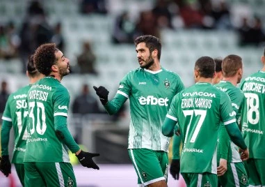 Шампионът Лудогорец се издъни у дома срещу Славия и завърши