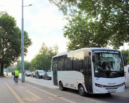 Гишетата за издаване на карти за градския транспорт няма да работят утре