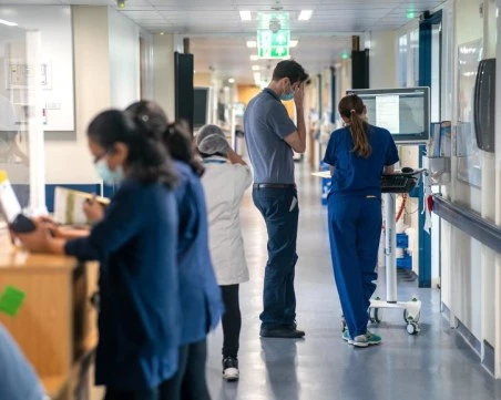 Сезонен грип поваля във Великобритания, връща се във 