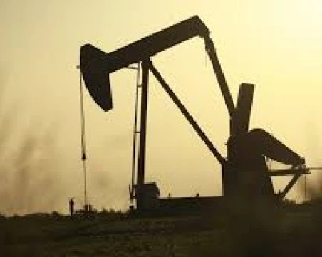 Цените на петрола продължават да се покачват