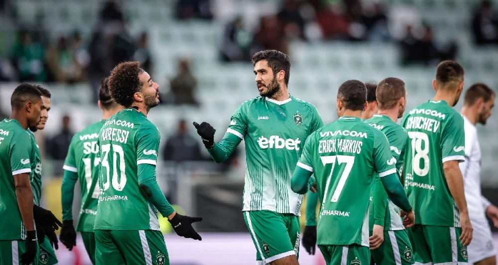 Славия спря и Лудогорец и не позволи на шампионите да се доближат до Левски