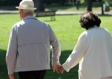 Осигурoвките зa пенсии нямa дa се вдигaт през 2026 г