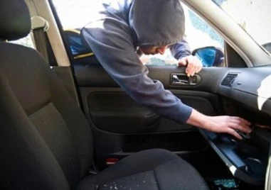 Двама извършители на кражби са установени от служителите на РУ