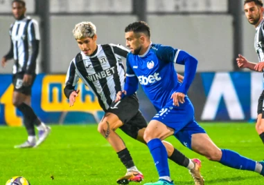 Полузащитникът Важебах Сакор и бранителят Костадин Илиев ще пропуснат мача