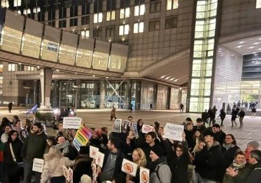 Протести срещу правителството в сряда вечер се провеждат не само