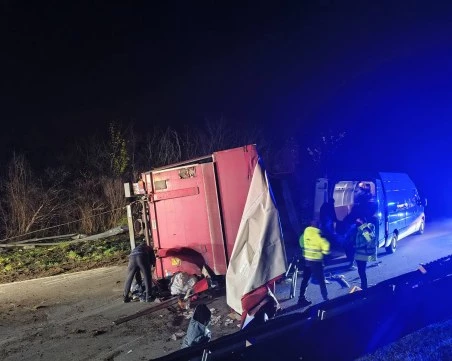 Тир се преобърна в Прохода на Републиката