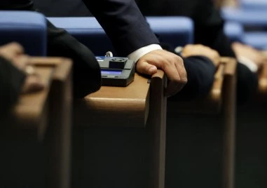 На първо четене: Депутатите приеха бюджета на общественото осигуряване