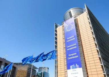 ЕК категорично: България в еврозоната от 1 януари