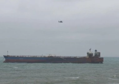 Изтеглянето на танкера Kairos край Ахтопол ще струва 1,2 млн. лв.