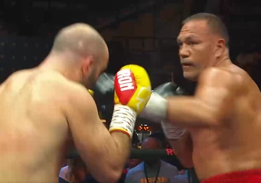 Кубрат Пулев не успя срещу Мурат Гасиев след нокаут в шестия рунд