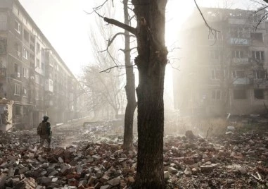 Украйна обмисля изтегляне на войските от Донбас