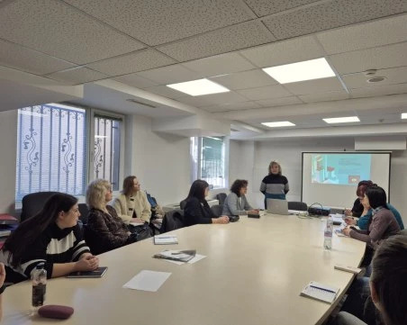 Емил Русинов домакин на съвещание по обхвата на децата в Източен