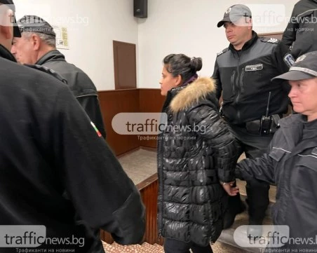 Съдят жената, убила с 4 изстрела от газов пистолет свой приятел в апартамент в Тракия