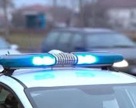 Задържаха началника и двама служители на Пето районно в София