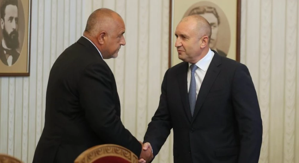 Радев вика ГЕРБ-СДС и ПП-ДБ на консултации в понеделник.Прочетете ощеОт