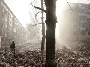 Украйна обмисля изтегляне на войските от Донбас