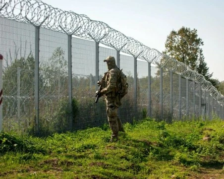 Германия изпраща войници на помощ в укрепването на източната граница на Полша