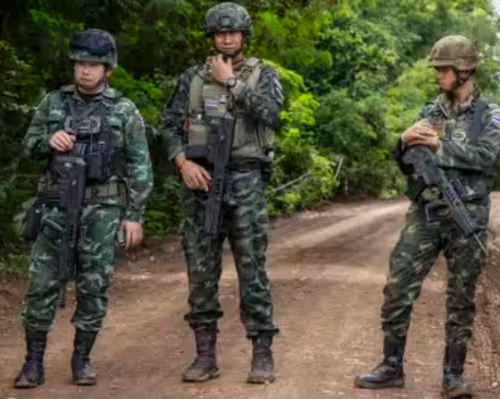 Тайланд ще продължи военната операция срещу Камбоджа