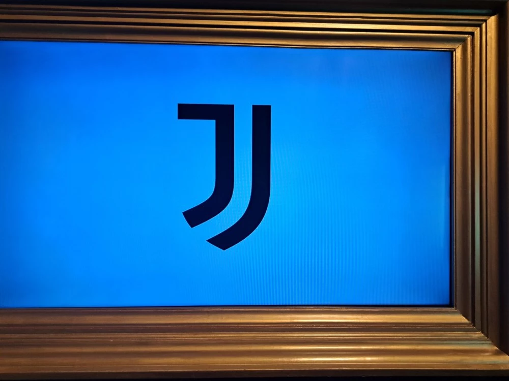 Оферта от над 1 млрд. за Ювентус