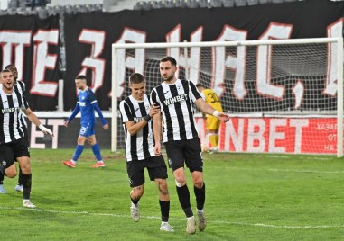 Локомотив Пловдив се класира за четвъртфиналите в турнира за Купата