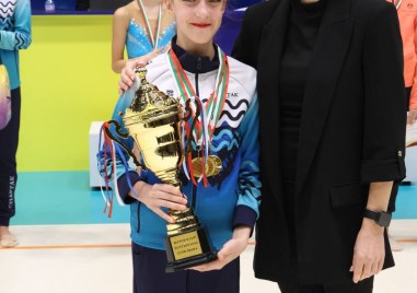 Деа Георгиева от Спартак спечели турнира по художествена гимнастика Купа на кмета