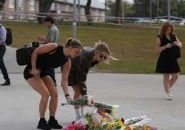 Знамената в Австралия ще бъдат спуснати до средата на пилоните