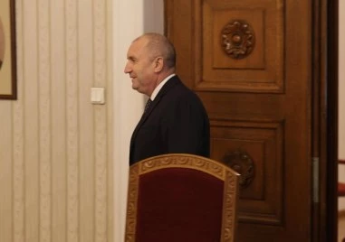 Президентът Румен Радев продължава консултациите с представители на парламентарните групи