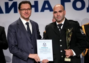 Старши полицай Кристин Иванов грабна приза „Полицай на годината