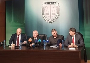 Задържаните полицаи от Пето районно в София пласирали дрога, седем души са с повдигнати обвинения