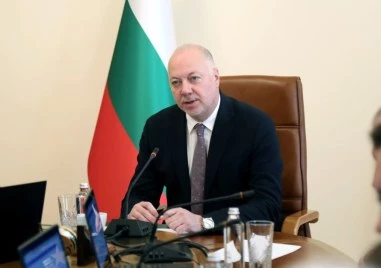 Удължителният бюджет гарантира стабилността на държавата и социалните разходи през