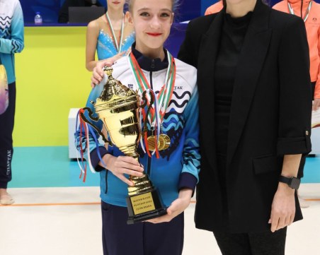 Деа Георгиева от Спартак спечели турнира по художествена гимнастика 