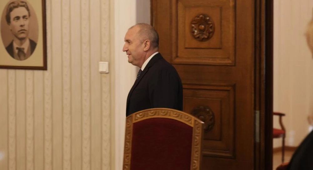 Президентът Румен Радев продължава консултациите с представители на парламентарните групи