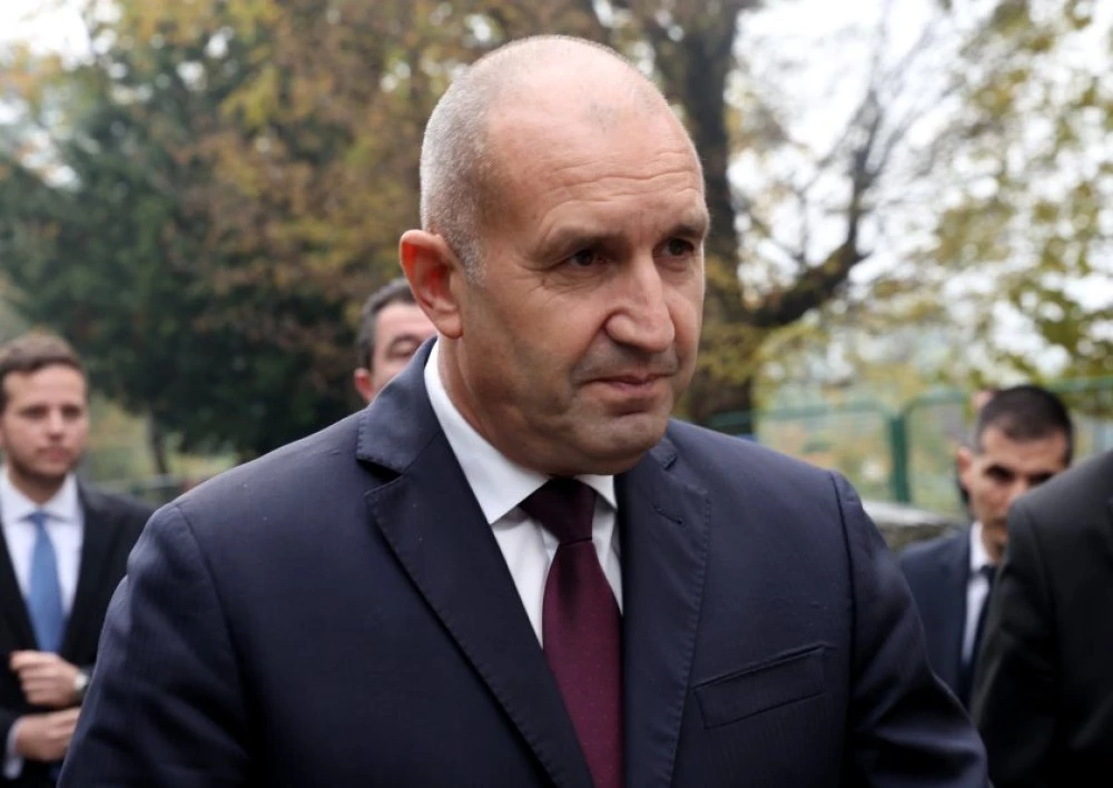 Румен Радев започва консултациите за ново правителство