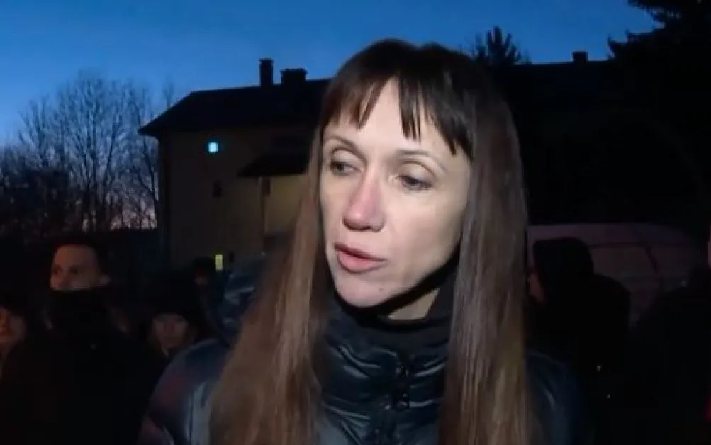 Тормозят жена от София, бореща се срещу незаконни постройки