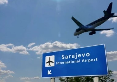 Международното летище в Сараево беше блокирано тази сутрин заради бомбена