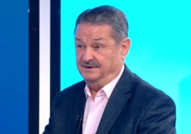 Проф. Рачев: Говорим за типична кафява или дори кална Коледа