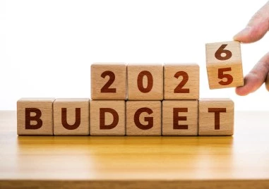 Удължителният бюджет замразява заплатите през 2026 г.