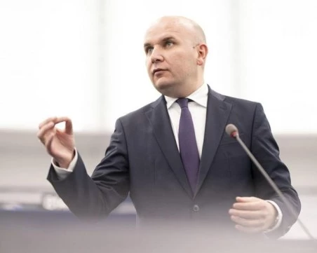 Кьовеши: Евродепутатът Илхан Кючюк се разследва за корупция