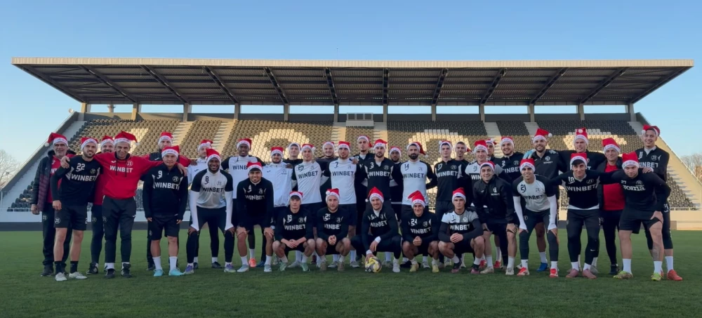 Играчите на Локо записаха коледно послание за феновете