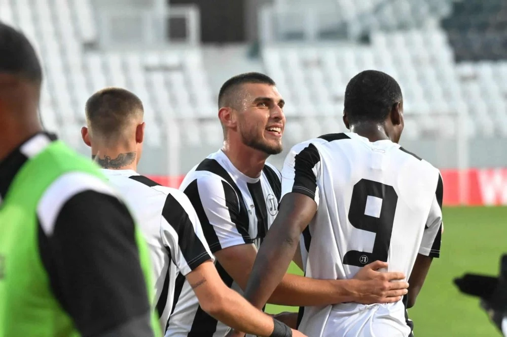 Представителният отбор на Локомотив (Пловдив) ще поднови тренировки на 7-ми