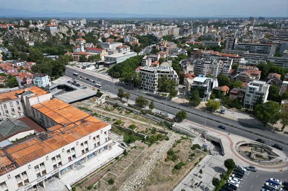 Слънчев, но студен ден в Пловдив днес