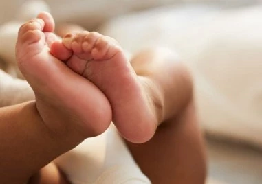 БАБХ установи наличие на неорганичен арсен в бебешка храна Тя