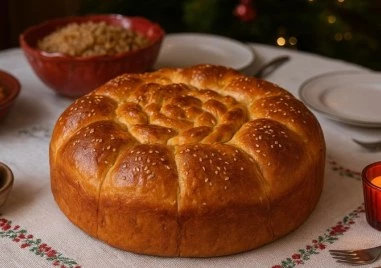 На Бъдни вечер трапезата събира цялото семейство а постната питка